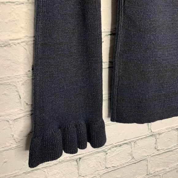 NWT WHBM NAVY ruffle sweater. Size XS - Picture 2 of 4